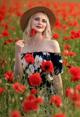 MasseO W czerwień otulona...
Modelka: Aleksandra